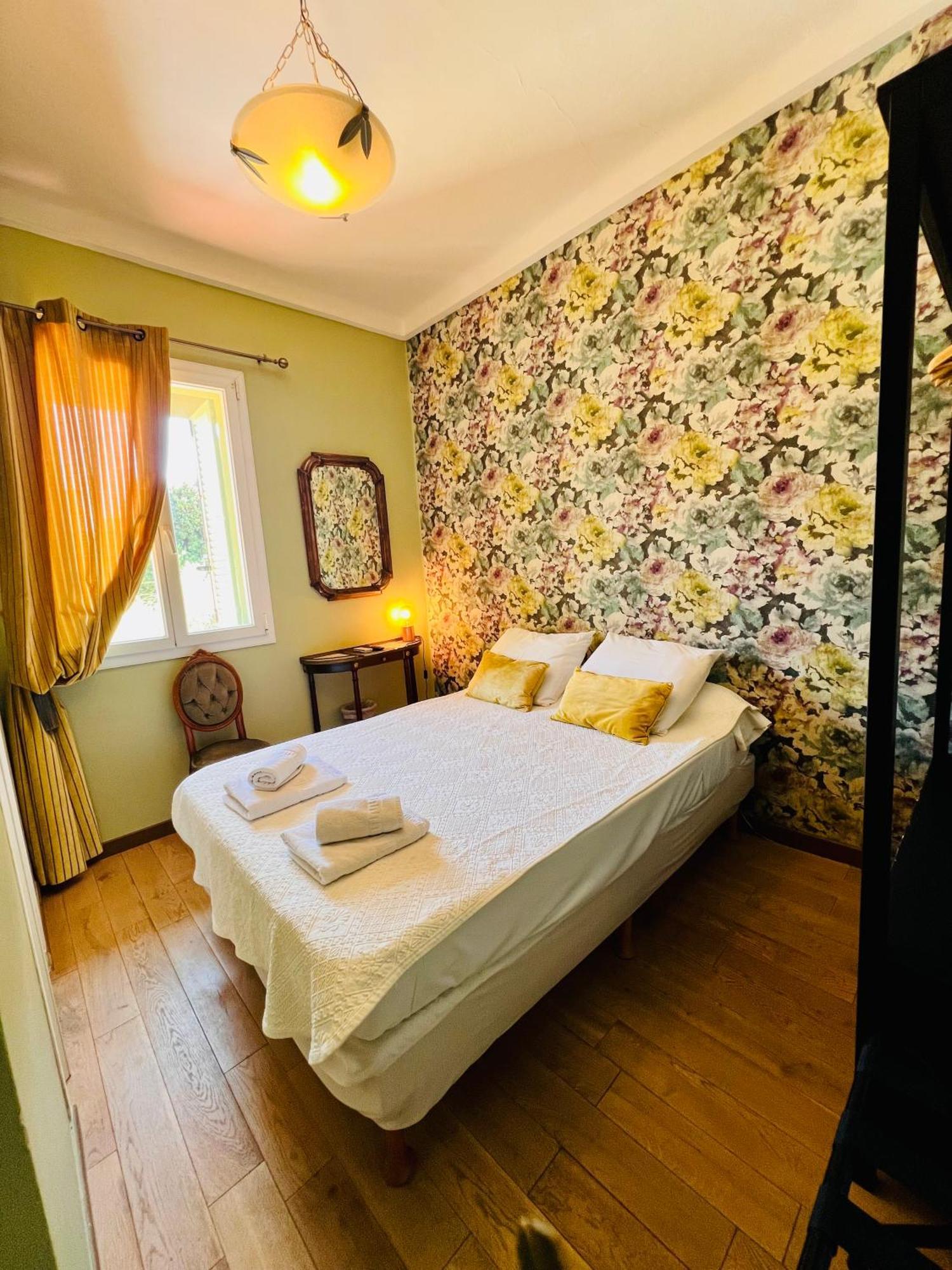 Hotel Le Ponteil أنتيب المظهر الخارجي الصورة