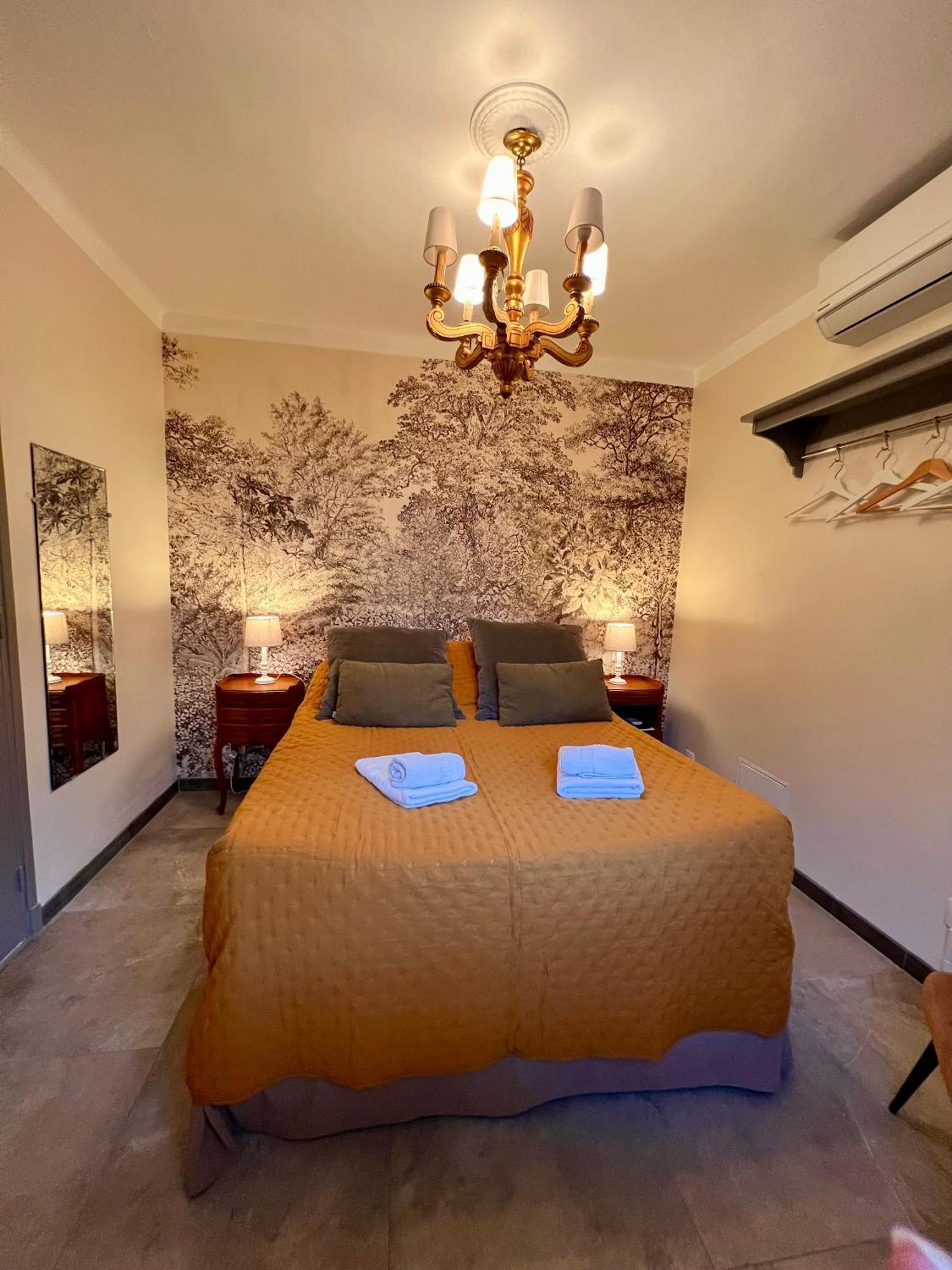 Hotel Le Ponteil أنتيب المظهر الخارجي الصورة