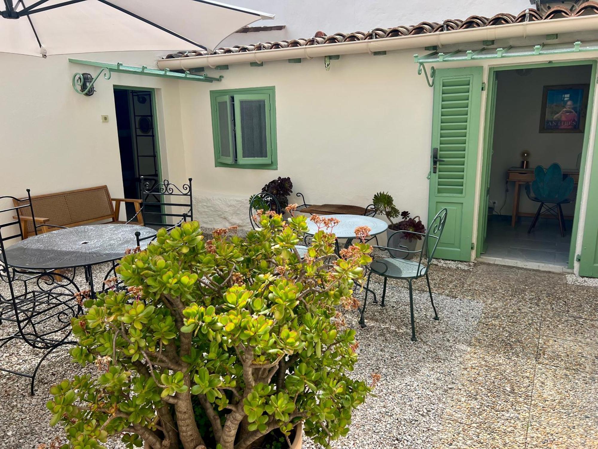 Hotel Le Ponteil أنتيب المظهر الخارجي الصورة